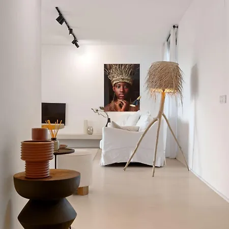 - Serendipity Flat- Stunning Views And Serene Interior Daire *