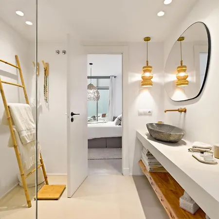 Daire - Serendipity Flat- Stunning Views And Serene Interior *